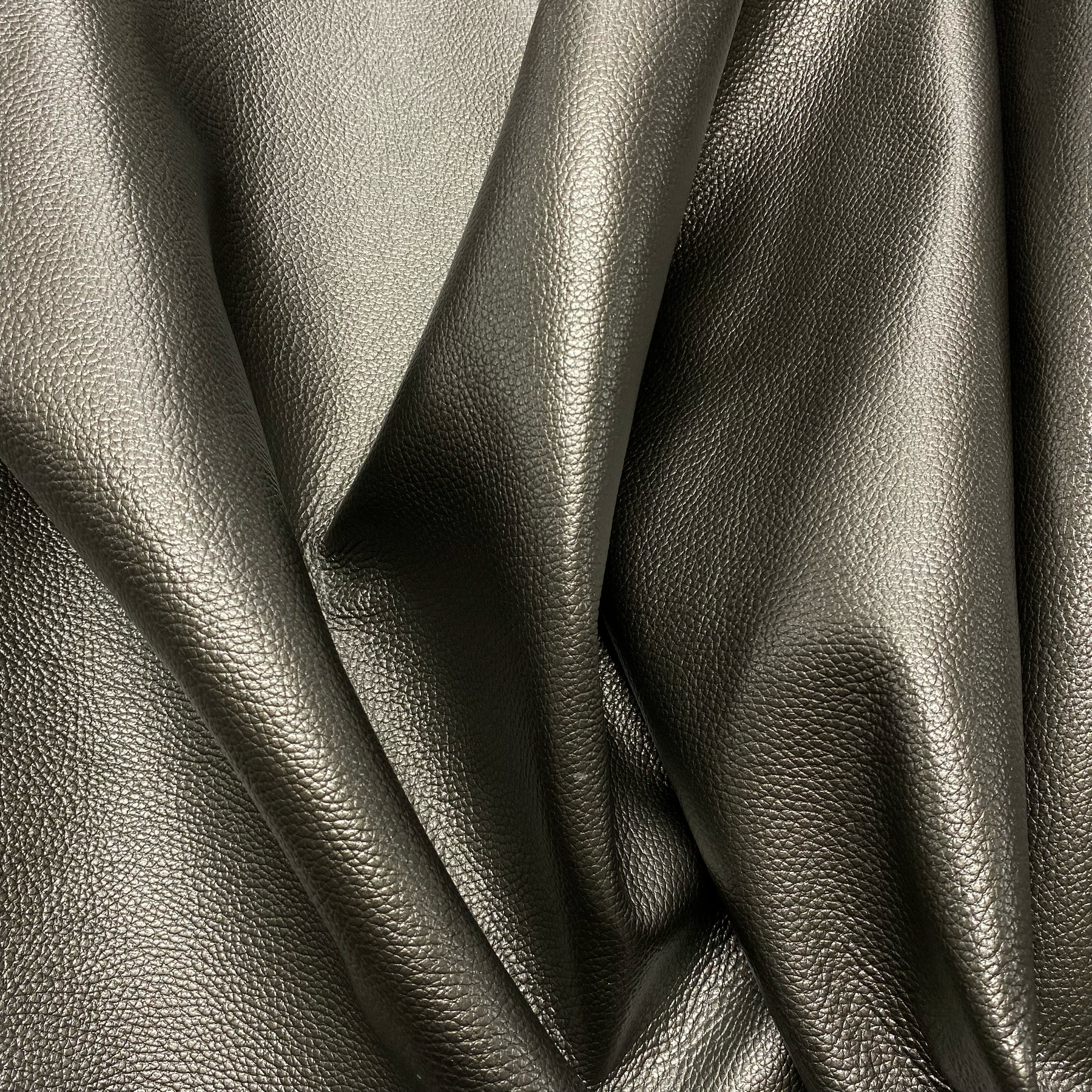 Trevol Cow | Metallic